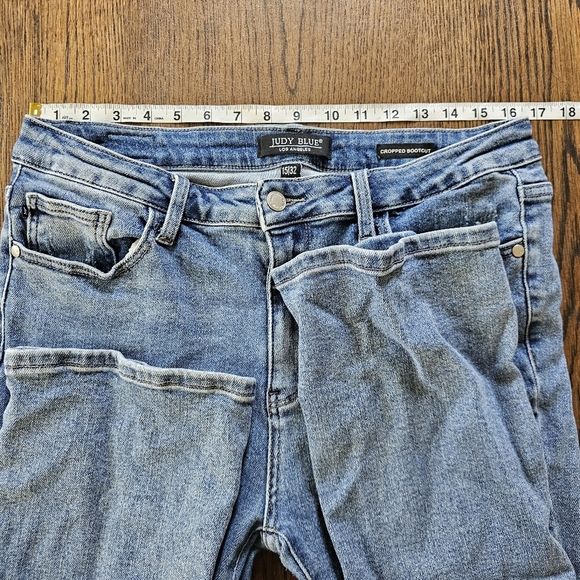 Judy Blue Cropped Bootcut Blue Denim Jeans Style JB88249 Size Womens 15/32 - Picture 10 of 16